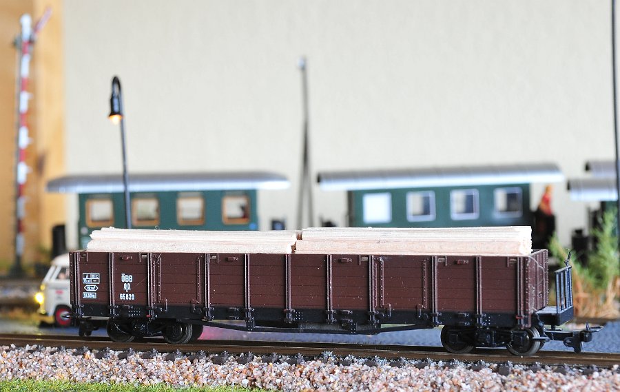 Lilioput offener Güterwagen 65820 4 achser Holz